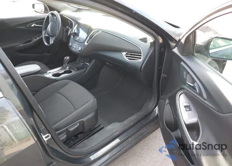 2018 Chevrolet Malibu Lt z USA, uszkodzony, nr VIN 1G1ZD5ST6JF219939